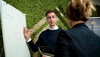 alexander_heil.350x200.jpg
